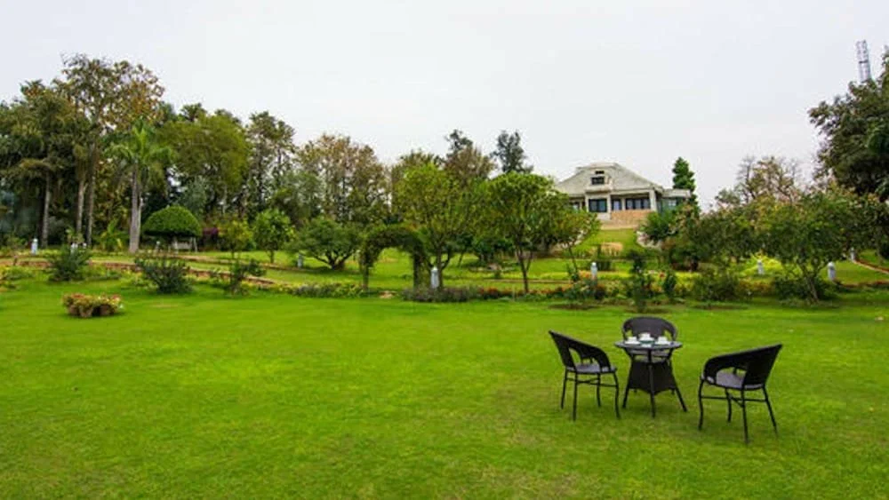 farmstays near Delhi